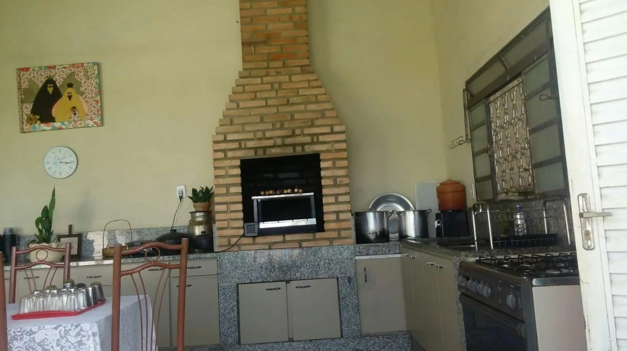 Cozinha e churrasqueira